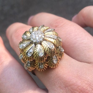1950s 18K Gold Chrysanthemum Diamond Ring from the Ponte Vecchio