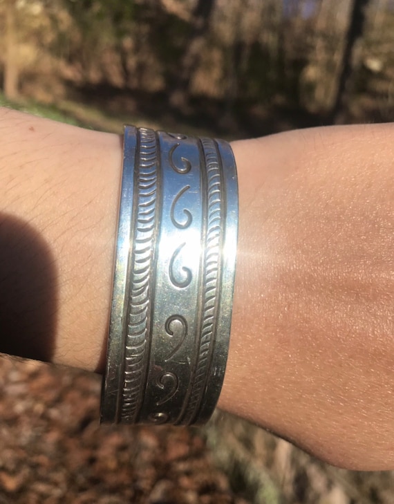 Antique Diné (Navajo) Wind Cuff