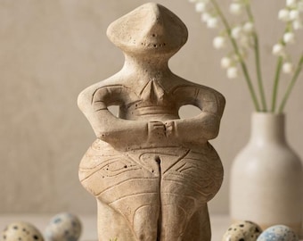 Venus of Pazarzhik Replica: Handcrafted Terracotta Thracian