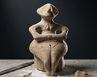 Venus of Pazarzhik Replica: Handcrafted Terracotta Thracian Goddess