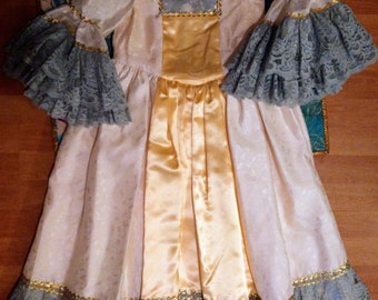 Vintage Handmade Girls Princess/Medieval/Wedding Dress. Sz Large