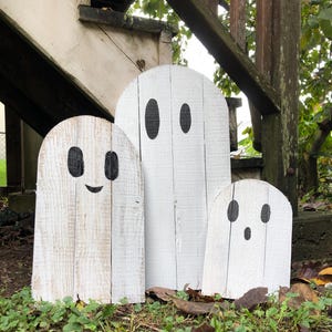 Reclaimed Wood Ghost Decor