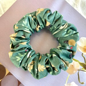Regular Scrunchies Pine Cone Cotton Hair Tie Cotton Scrunchies Elastic Hair Tie Scrunchies