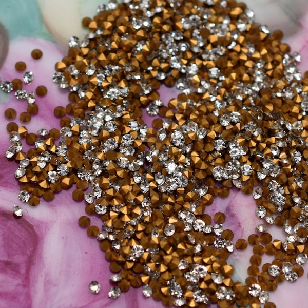 60pcs SS6.5 Vintage Rhinestones Crystal Clear Crystals Chatons 6.5SS Pointed Back Gold Foil Round Glamour Jewelry Finding Supply PP14 14PP