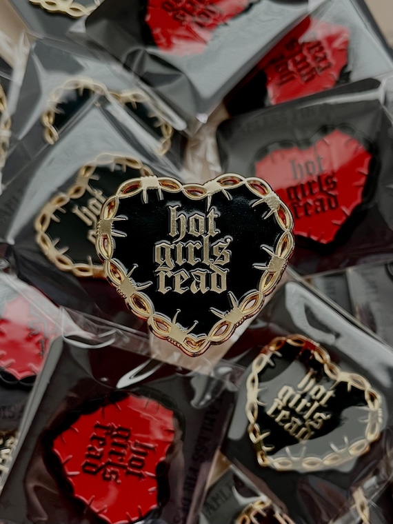Hot Girls Read barbed wire heart enamel pin, kindle/phone grips