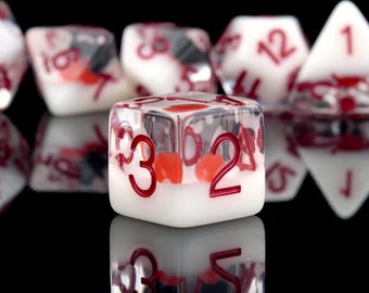 Voedselthema Aardbeientaart Dobbelstenen DND Resin Dice Set Dungeons and Dragons Gamercadeaus