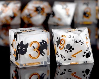 Handmade Sharp Edge Dice Black Cat White Resin Polyhedral RPG Dice Set Animal DND Dice Set TTRPG Dungeons and Dragons Gifts