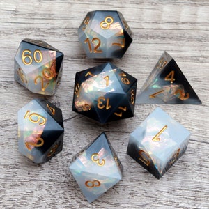 Handmade Sharp Edge Dice Set Black and White Iridescent Mylar Inclusion RPG Polyhedral Resin DND Dice Dungeons and Dragons Gifts