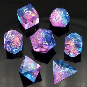 Handmade Sharp Edge Dice Blue Purple Resin Polyhedral RPG Dice Set Sparkling DND Dice Set TTRPG Dungeons and Dragons Gifts