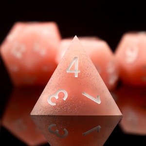 Handmade Sharp Edge Dice Pastel Resin DND Dice Polyhedral RPG D&D Dice Set TTRPG Dungeons and Dragons Gifts Valentine&#39;s Day Gifts
