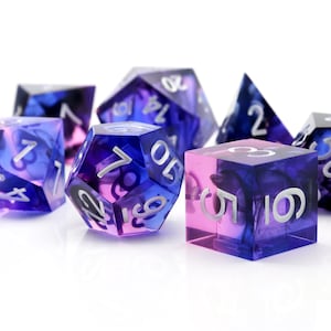 Handmade Sharp Edge Dice Transluscent Purple Blue Resin Polyhedral RPG Dice Set DND Dice Set  Dungeons and Dragons Gifts DND Würfel Dados