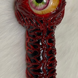 Blood Vein Glass Eye Hand Pipe Buy any two items from shop get FREE Grinder