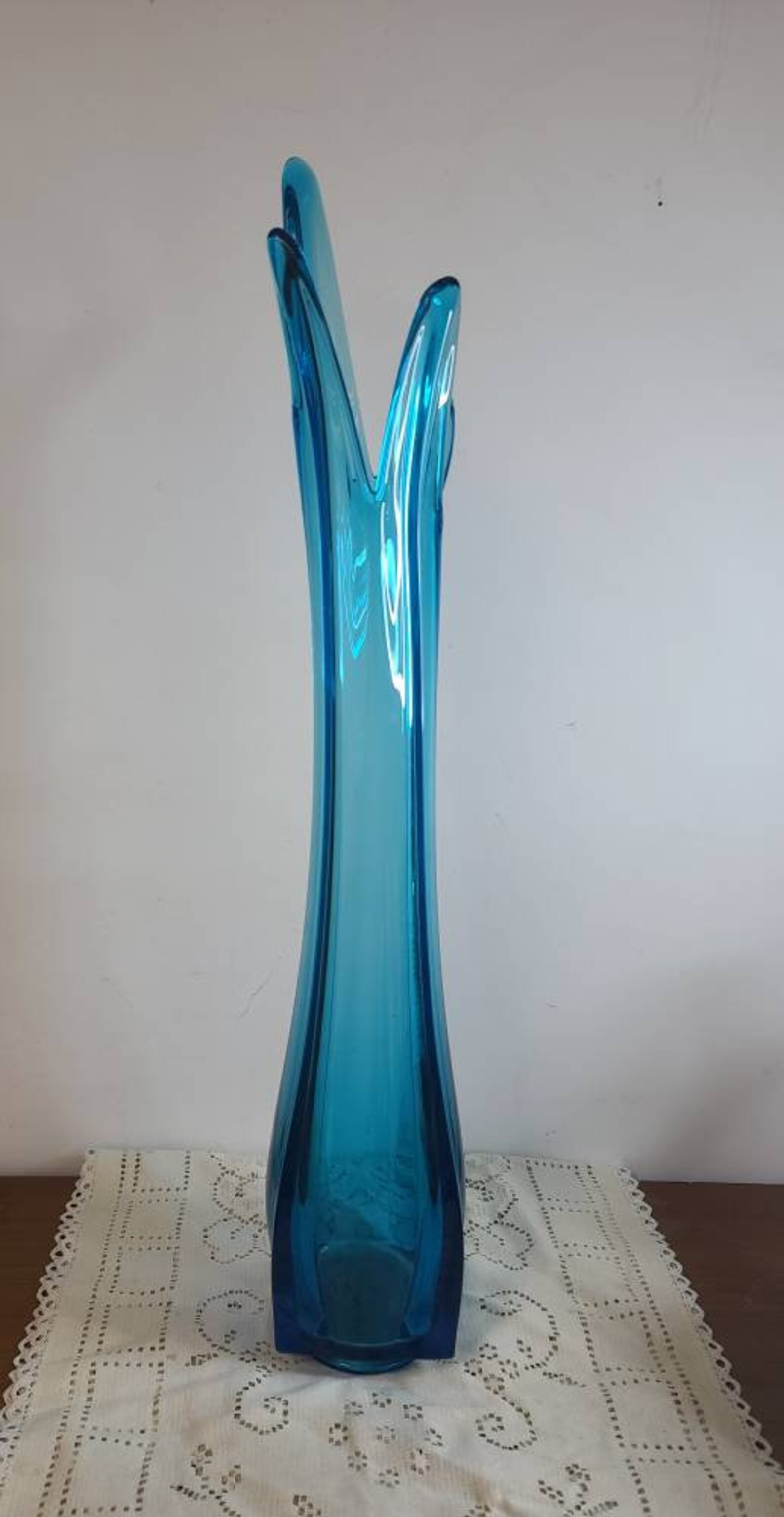 L.E. Smith Glass 23 inch Swung Vase Etsy