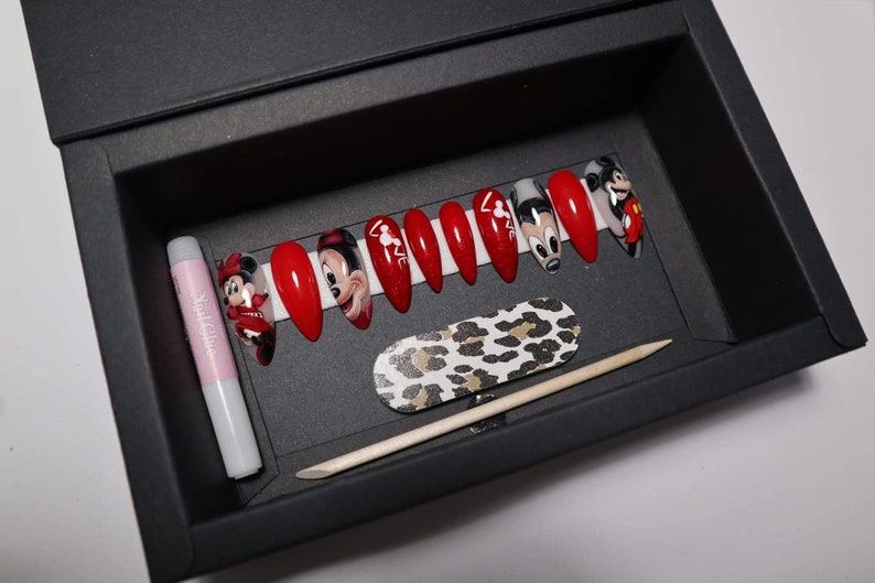 Disney Press on Nails image 0
