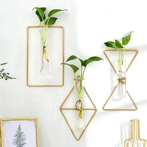 VOSAREA Wall Hanging Glass Vase Iron Wrought Unique Creative Household Decorative Pendant Wall-Mounted Hydroponics Container VOSAREA Wall Hanging Glass Vase Iron Wrought Unique Creative Household Decorative Pendant Wall-Mounted Hydroponics Container