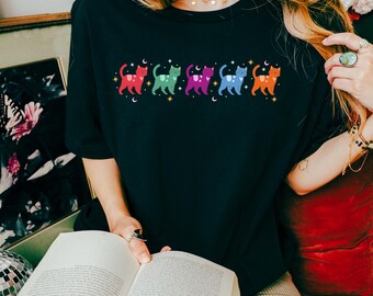 Camiseta de libros para amantes de los gatos de ACOCAT, camiseta de lector de fantasía de ACOTAR SJM, merchandising literario, regalos para mamás gatas lectoras, linda camiseta de libros peculiar