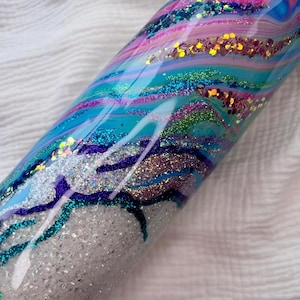 Bunter Geode Glitter Becher, personalisierter Becher, benutzerdefinierte Becher, benutzerdefinierte Kaffeetasse