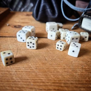 Bone Dice Set, Sustainable deer and cow bone