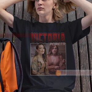Victoria Pedretti Shirt T-shirt Unisex Cotton Vintage 90&#39;s Graphic Tee Unisex Crewneck Shirt
