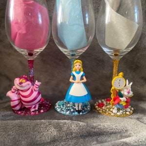 Alice in wonderland figure wine glasses