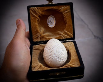Astaş Meerschaum Egg Bust | Handmade | Decorative Art for Office or Home Decor | Sculpture- Leather Box
