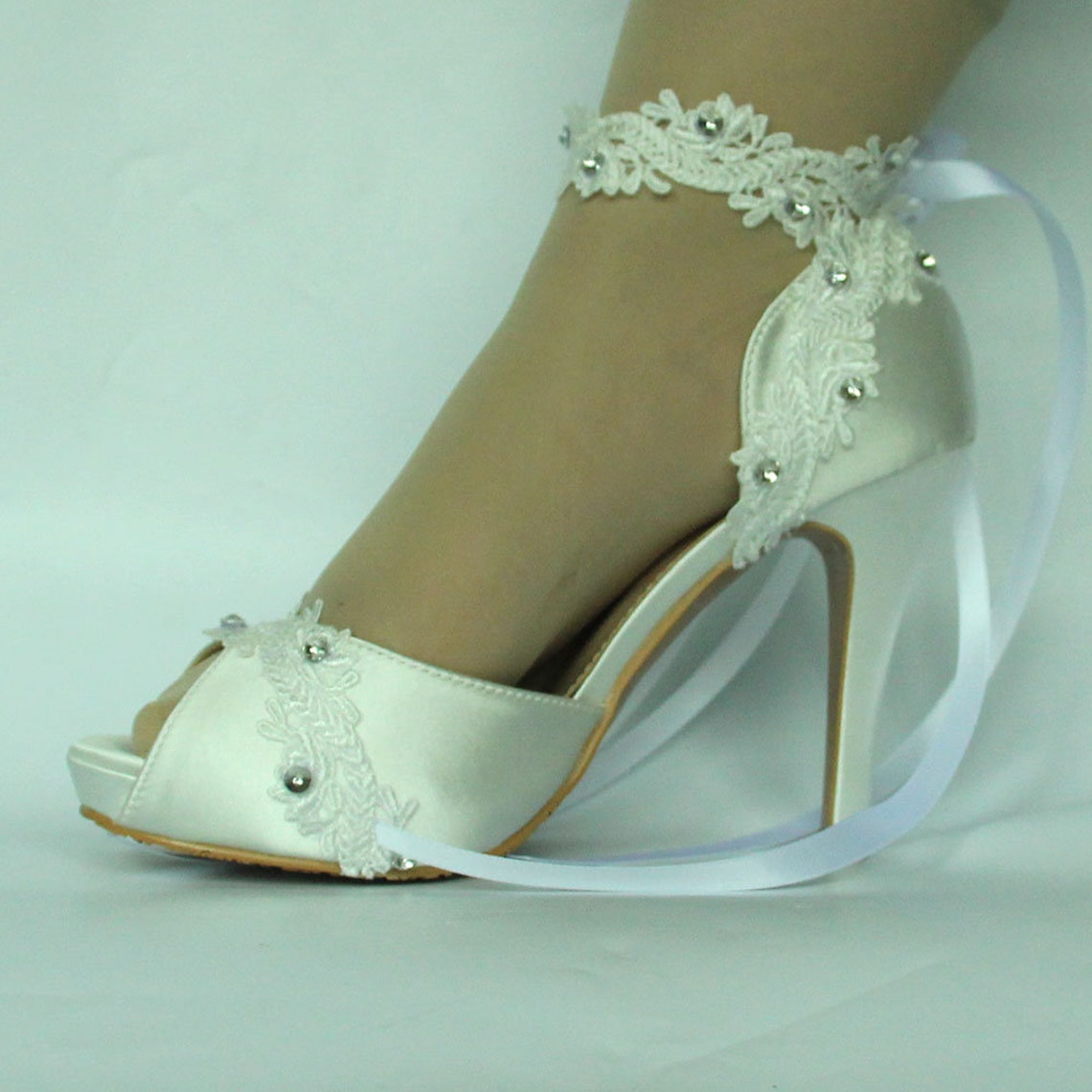 simple ivory wedding shoes