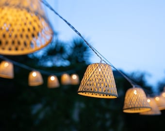 Garland outdoor lighted Guinguette LED 16 bamboo lampshade L. 4m50, Plug and transformer provided