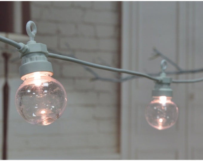 Connectable 6m Festive Guinguette Light Garland, 20 transparent lamps