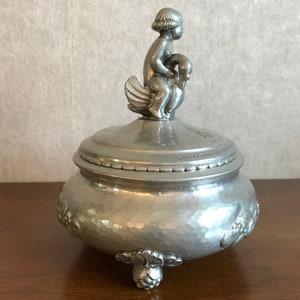 Hand Hammered  Pewter Three Footed Candy Bowl with Lid Decorated with Figure Composition, Classic Style, 1920s, Danish Metal Art, Antique