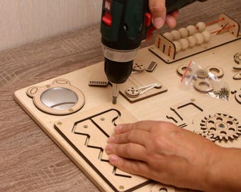 DIYビジーボードパーツキット：感覚モンテッソーリアクティビティボードの要素