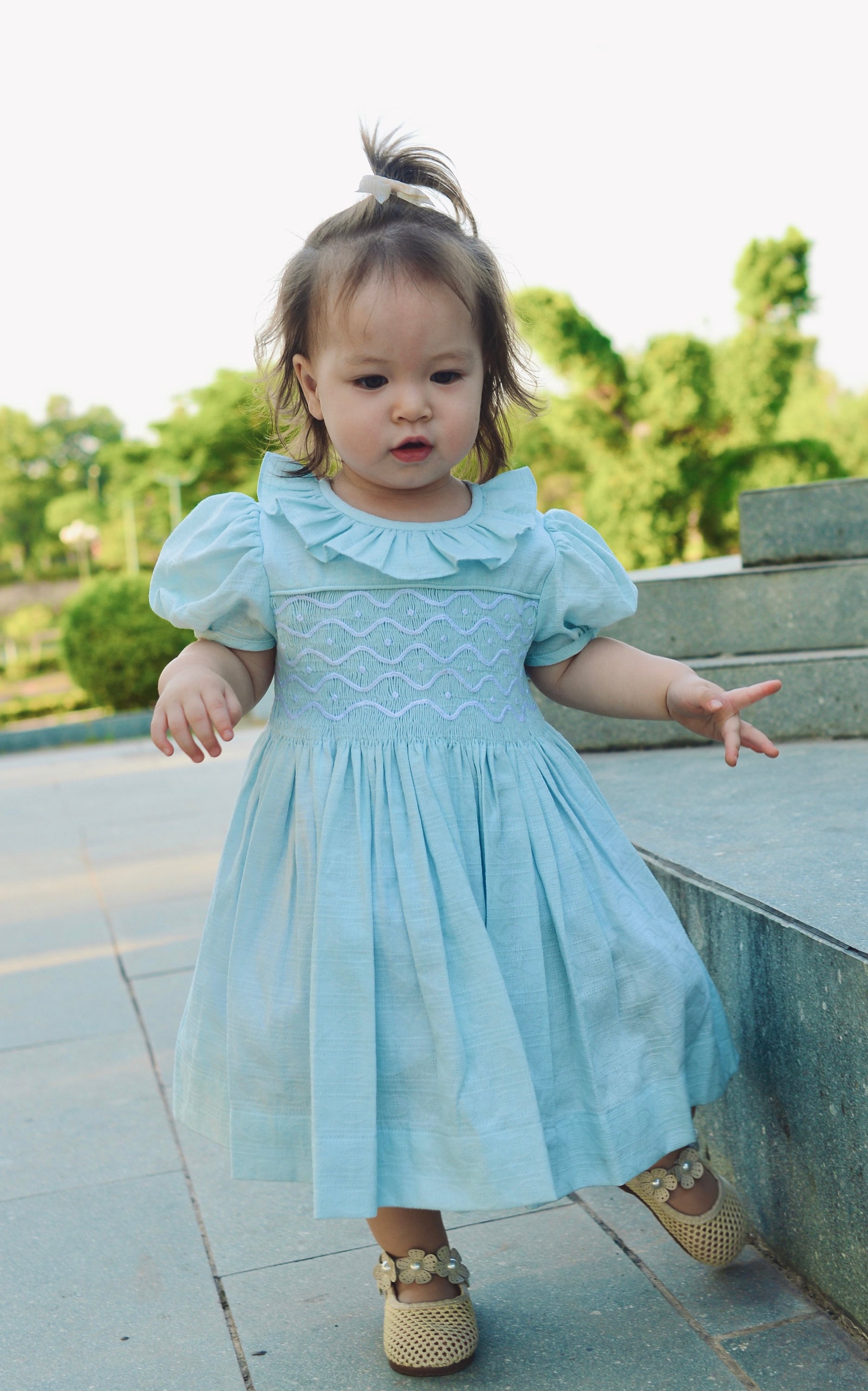 The Best Dressed Child Girls Smocked Bloomers Set - Blue Floral