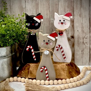 Wooden Christmas cats,Tall skinny cat figurines,Whimsical holiday decor,Unique cat lover's gifts,Charming seasonal cat decor,cat-themed gift