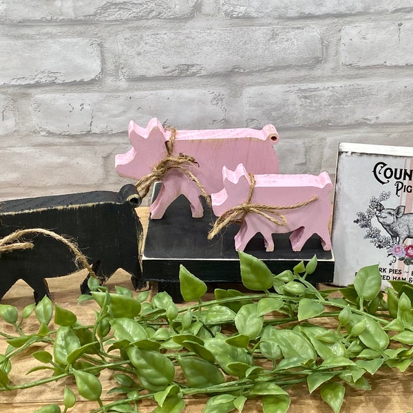 Wooden pig and piglets, farmhouse decor, farm tiered tray, wood farm animals, farmhouse pig sign, rustic home decor, pink pigs