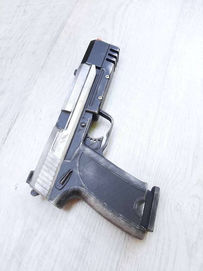 Lara Croft Pistol Gun Weapon From Tomb Raider HK 9mm Accurate | Etsy