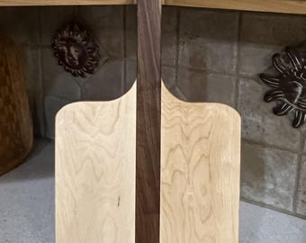 Pizza peel, maple pizza peel, handmade wood pizza peel, unique housewarming gift, wedding gift, pizza paddle