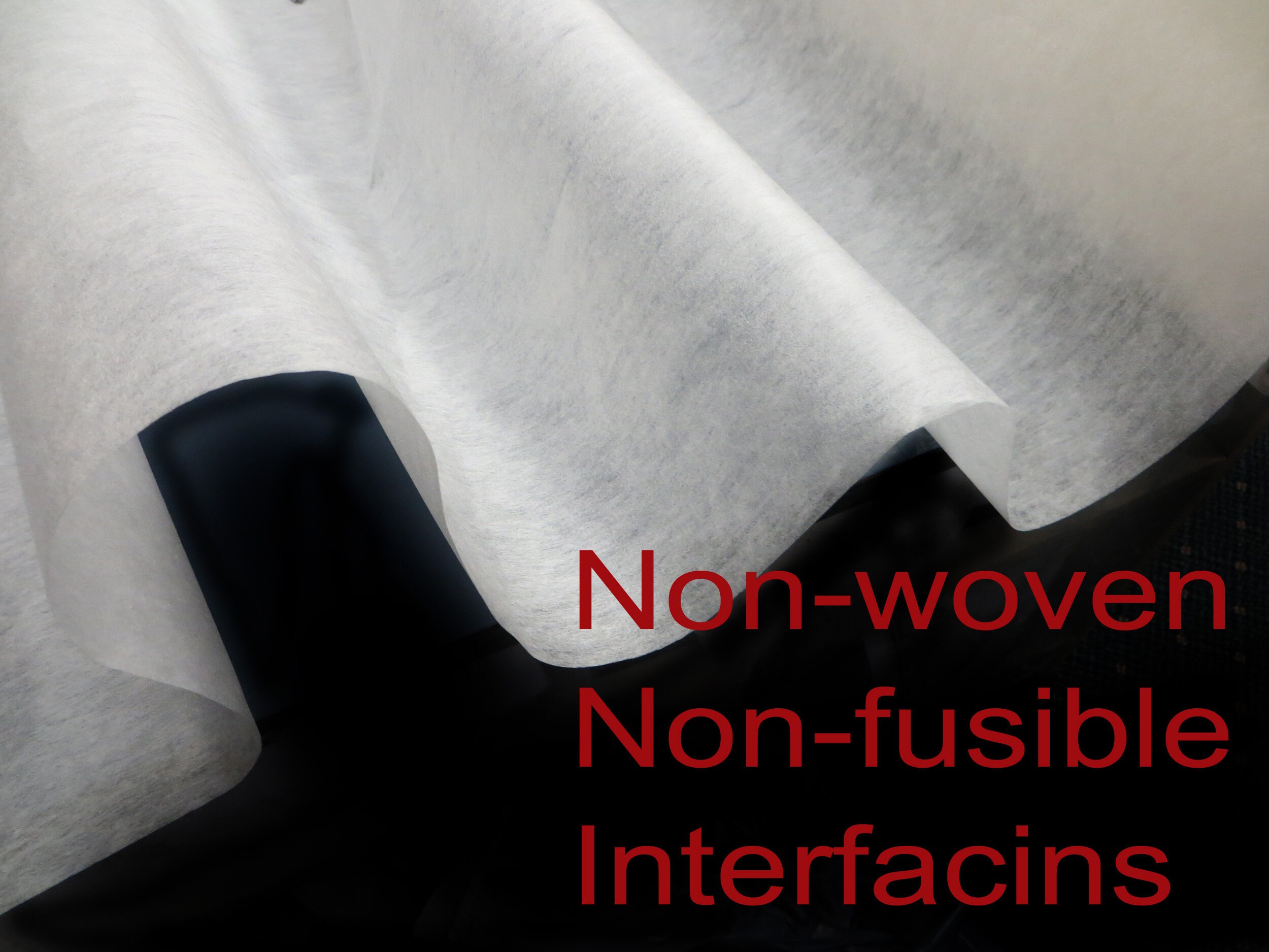 Pellon 911FF - Featherweight Fusible Non Woven Interfacing