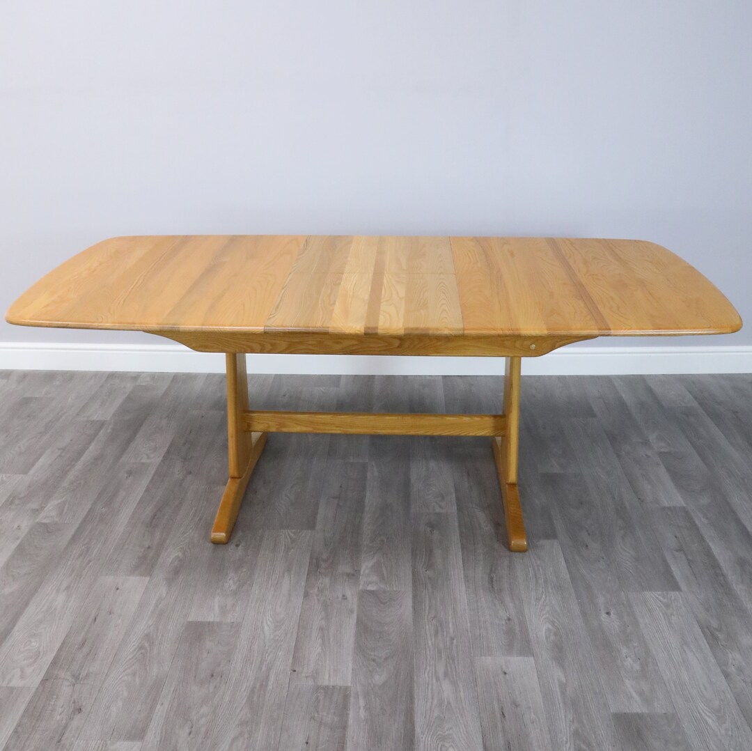 Ercol Windsor Medium Extending Dining Table Ercols Light Finish FREE UK ...