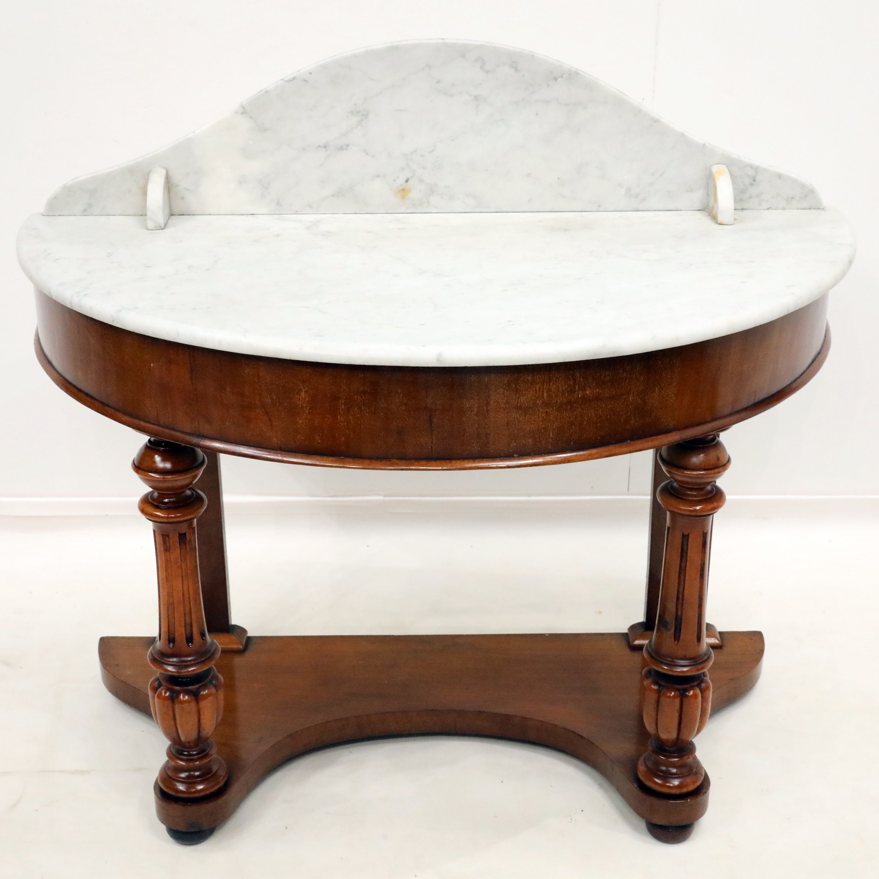 Victorian marble top coffee table outlet
