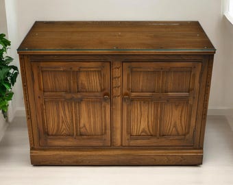 Ercol Mural Sideboard Cupboard Base Model 580 Golden Dawn FREE UK Delivery*