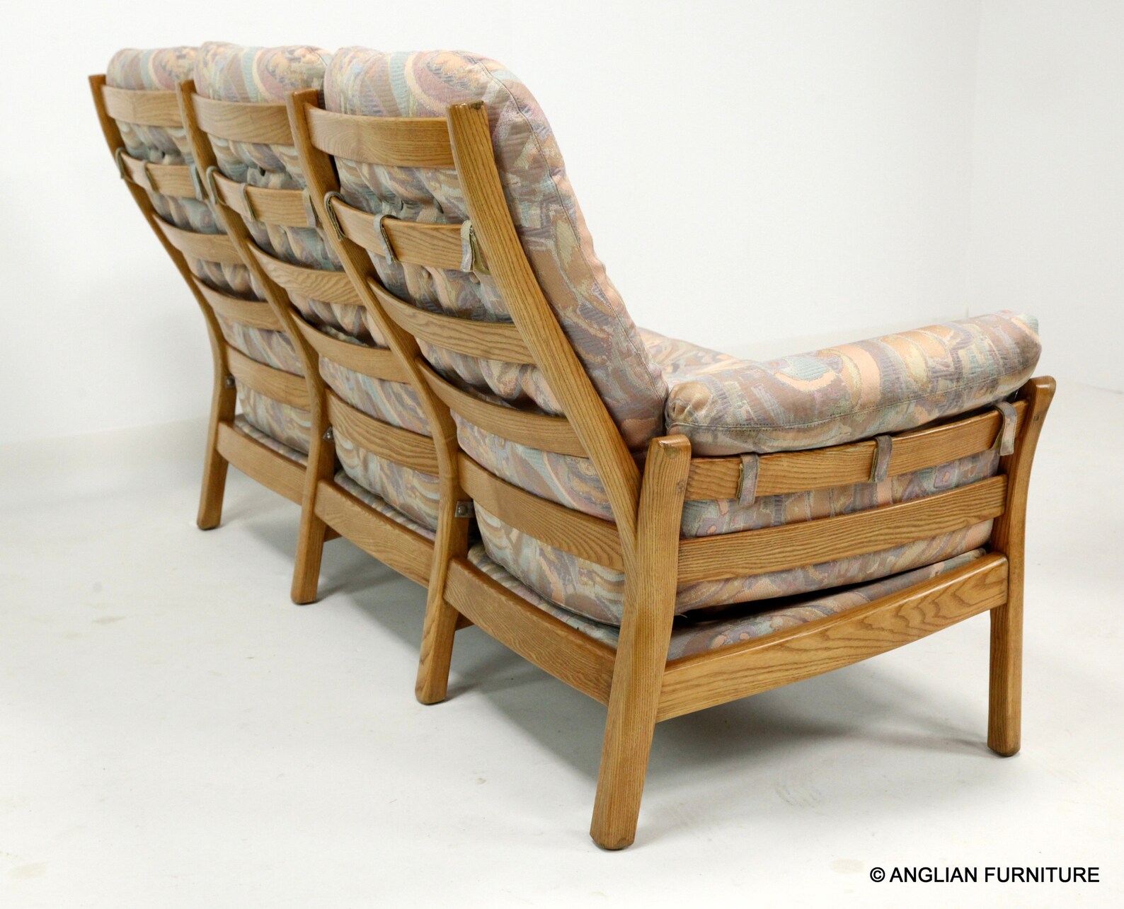  Ercol Saville 3 Seater Settee Sofa In Light Blonde Finish 