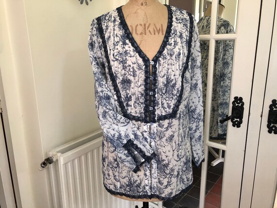TOILE De JOUY BLOUSE