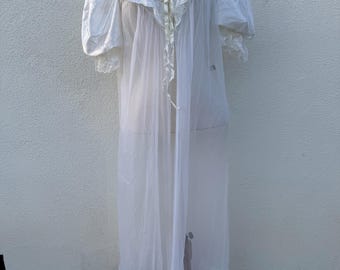 Vintage 70’s-80’s Peignoir  White Chiffon Nylon Bridal robe Tosca Made in California