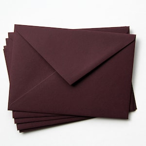 Umschläge, portwein-rot / C6 11,4 x 16,2 cm / DIN Lang 22 x 11 cm