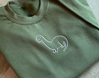 Embroidered Dinosaur Sweatshirt,  Cute Dinosaur crewneck, Paleontologist Crewneck, Diplodocus Sweatshirt, Dinosaur Top, Retro crewnneck