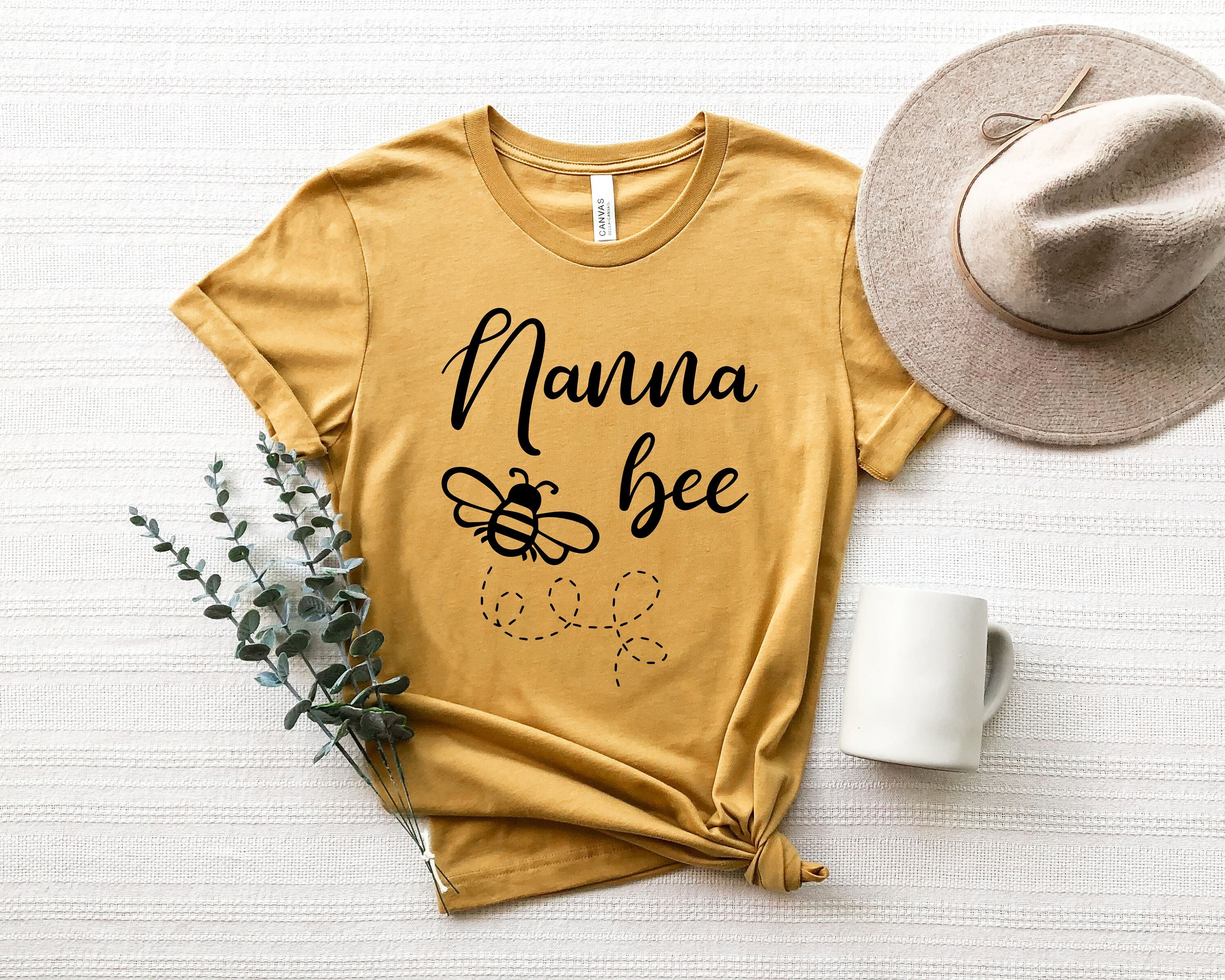 Nanna Bee Shirt Gift for Nanna Grandma 