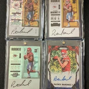 4 von Patrick Mahomes signierte Rookie Karten (REPRINTS)