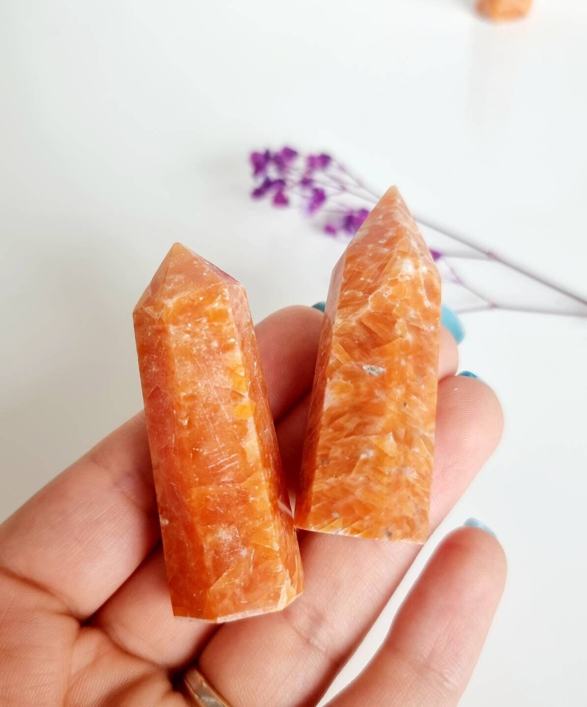 Calcite Orange, Pointe Polie de Pierre Naturelle, La L'énergie Vitale, Cristal, Lithothérapie