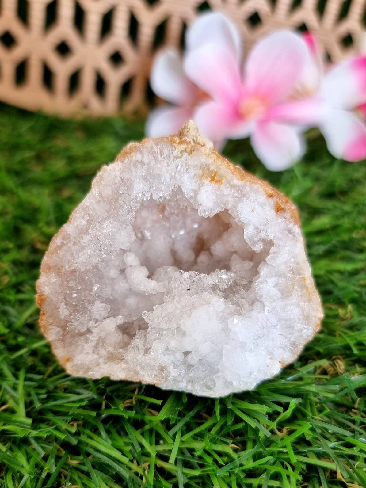 Géode de Cristal Roche, Géode Quartz, Pierre Naturelle, Lithothérapie, Amas Cristal