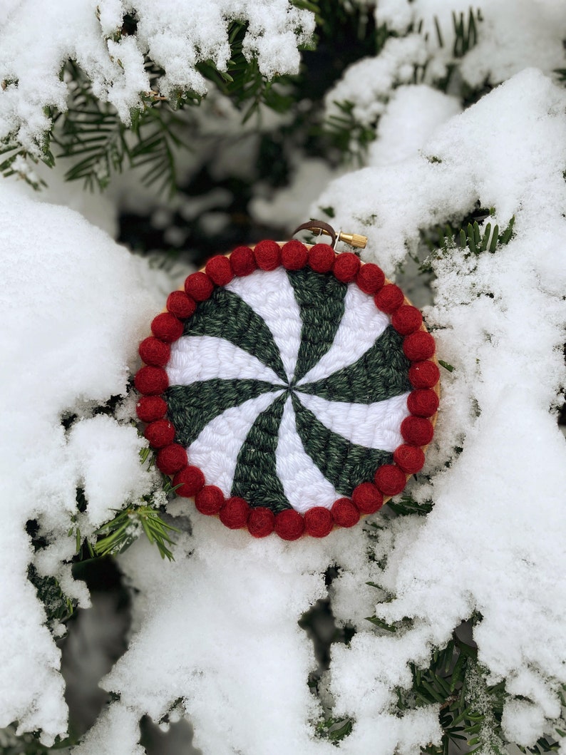 Winter Christmas Peppermint Punch Needle Hoop Decoration Holiday, Home Décor, Wall Hanging, Art, Felted Wool, Ornament, Handmade Gift image 1