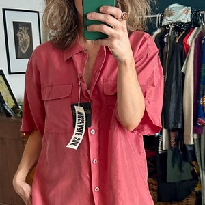 Vintage Deadstock Salmon Colored Washable Silk Short Sleeve Button Down Blouse Size Medium | 100% Silk Deep Pink Blouse Sz M